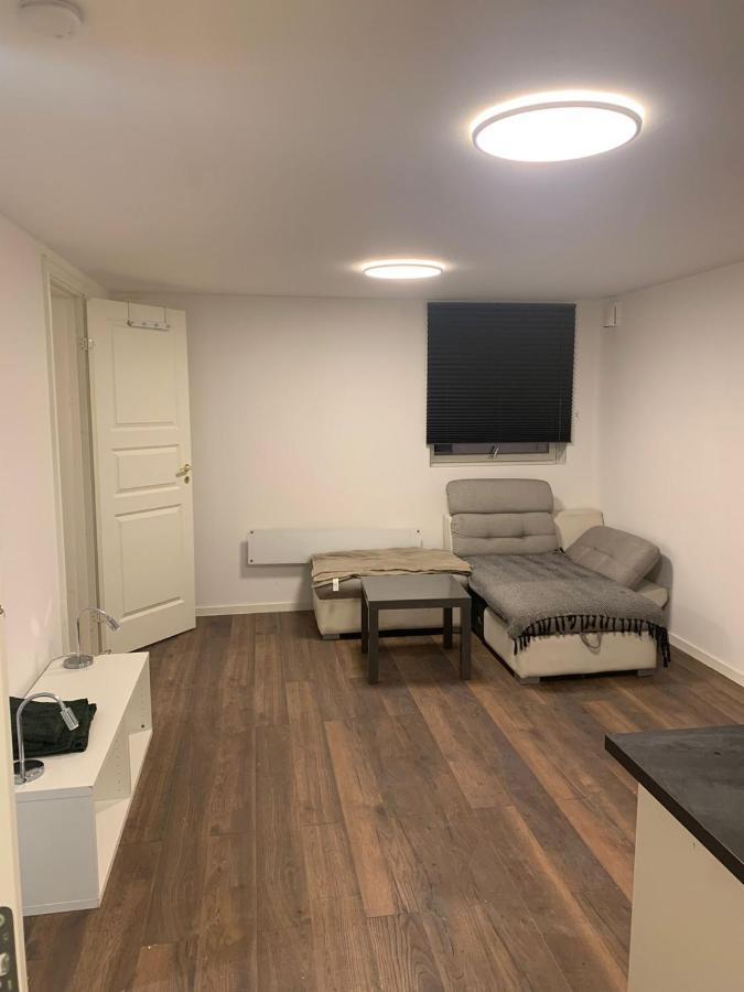 Beautiful 2 Rooms Apartment In Klofta,Near Oslo Airport& Oslo Esterno foto
