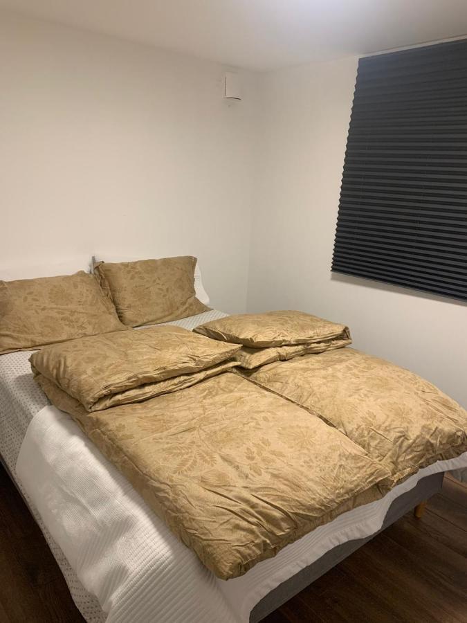 Beautiful 2 Rooms Apartment In Klofta,Near Oslo Airport& Oslo Esterno foto