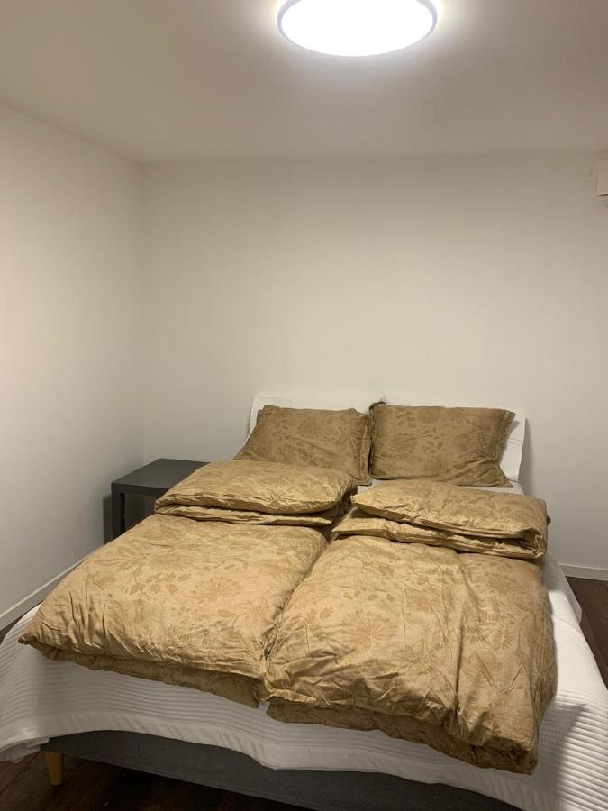 Beautiful 2 Rooms Apartment In Klofta,Near Oslo Airport& Oslo Esterno foto