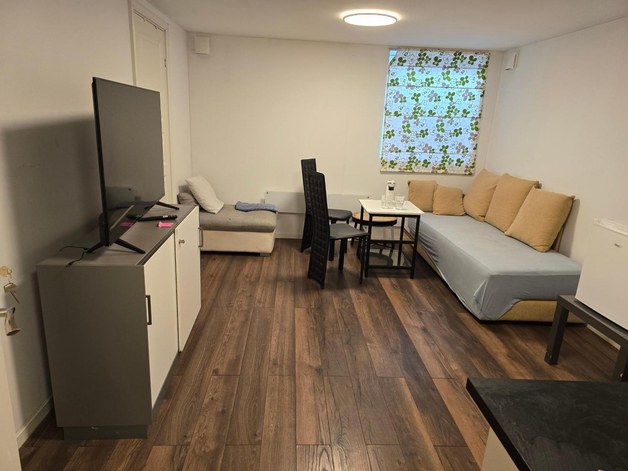 Beautiful 2 Rooms Apartment In Klofta,Near Oslo Airport& Oslo Esterno foto